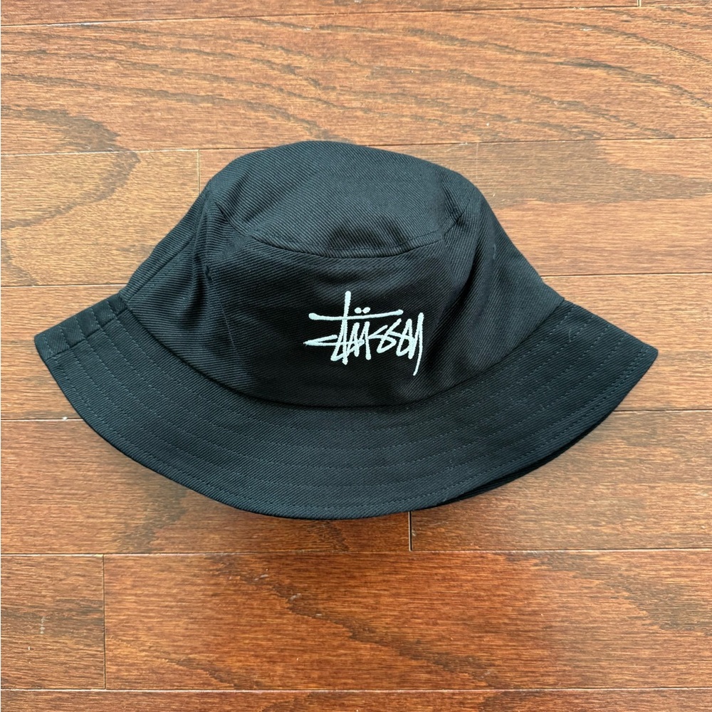 Stussy Classic Black Bucket Hat